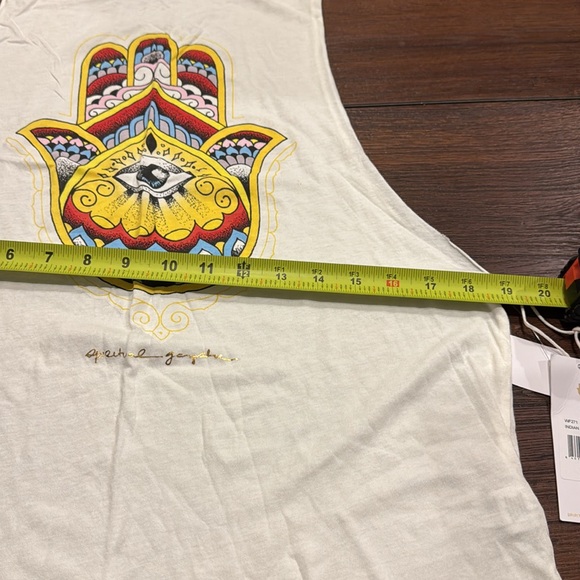 Spiritual Gánster NWT Indian Hamsa Top, Super Soft. - Picture 10 of 12
